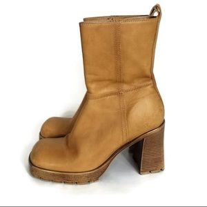 Steve Madden Brasss Vintage Boots